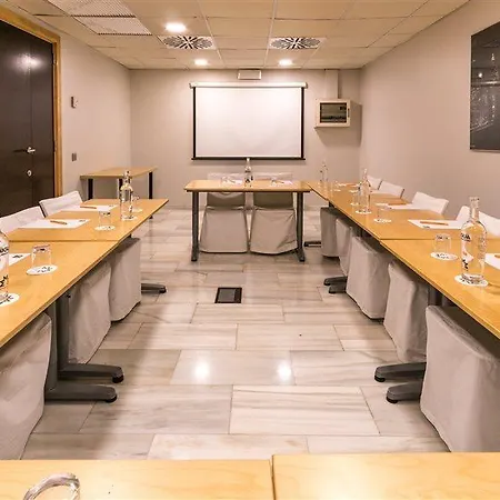 Madanis 4* L'Hospitalet de Llobregat