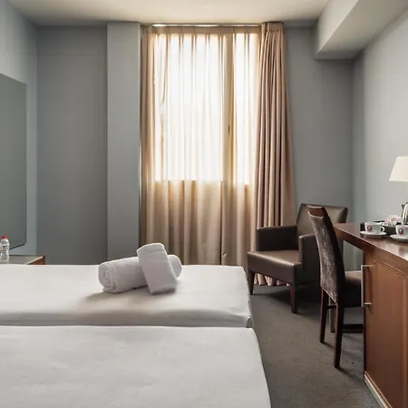 Madanis 4* L'Hospitalet de Llobregat