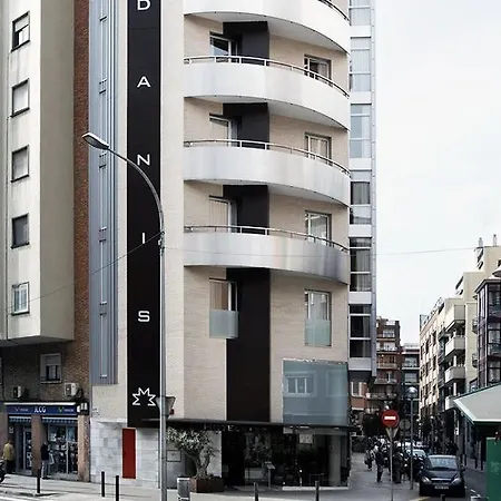 Madanis Hotel L'Hospitalet de Llobregat