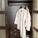 Madanis Hotel