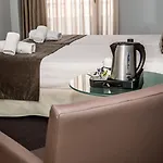 Hotel Madanis