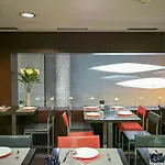 Hotel Madanis