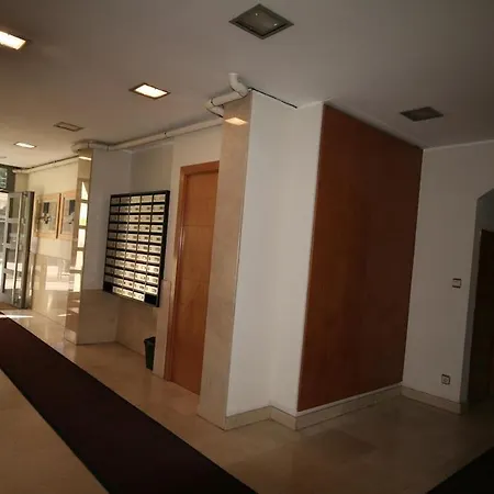 Hotel Madanis L'Hospitalet de Llobregat