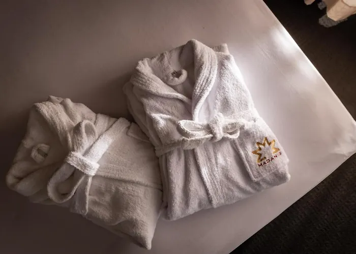 Madanis Hotel L'Hospitalet de Llobregat